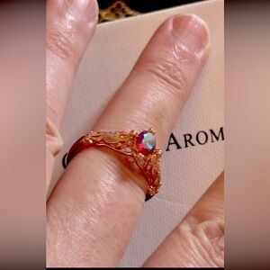 18k Plated Gold Ring with Swarovski Hyacinth Crystal Centre-Size 7